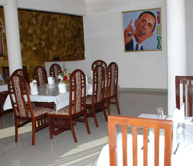 Hotel Obama Accra Buitenkant foto