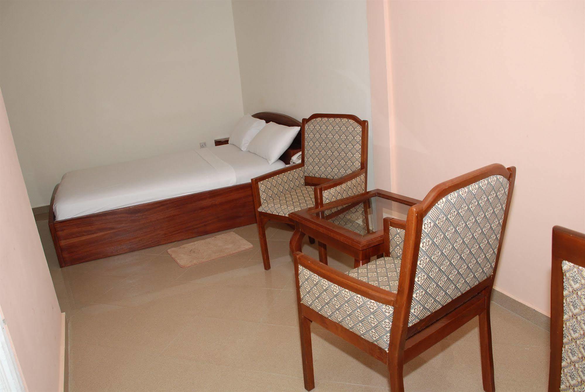 Hotel Obama Accra Kamer foto